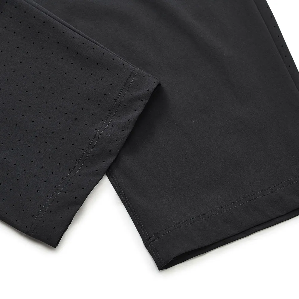 Лёгкие беговые брюки чёрные и белые (12)